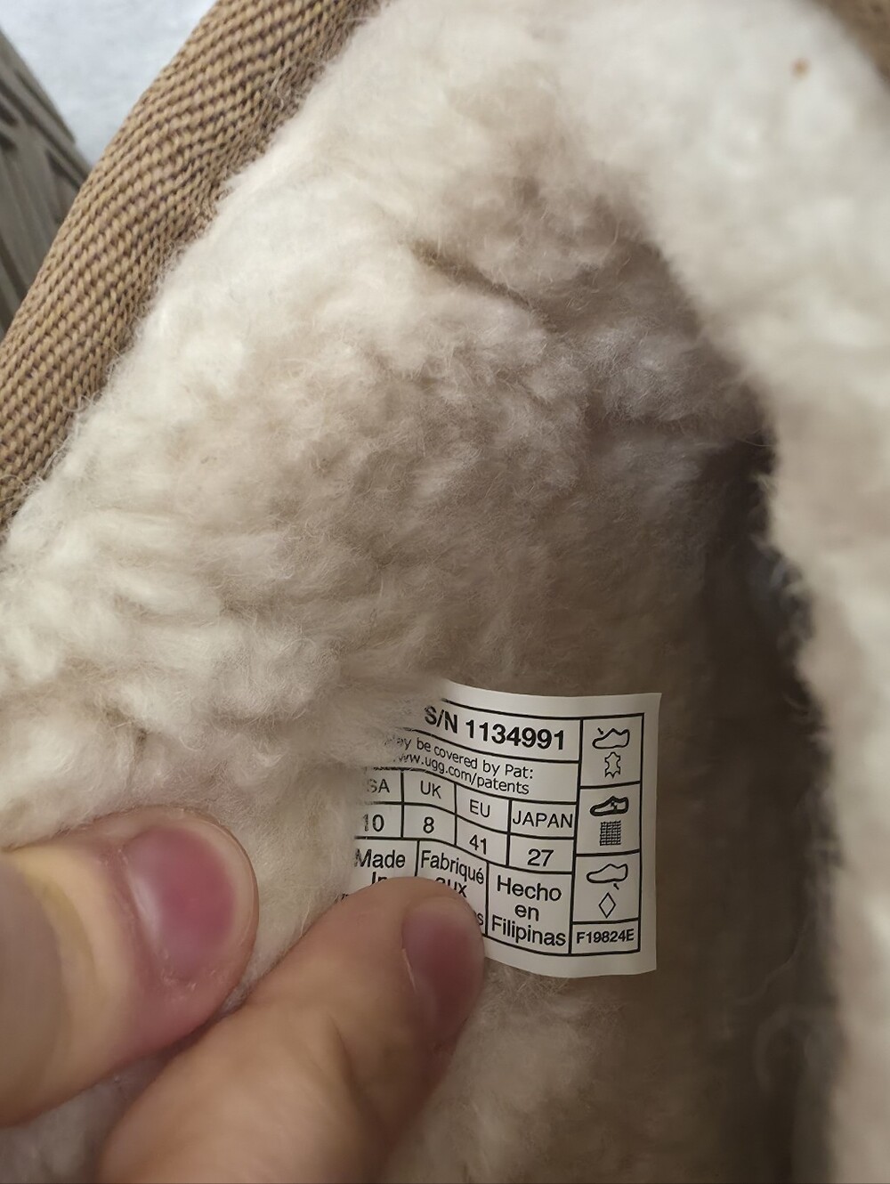 UGG Mini Boot Platform, Size 10 - Picture 4 of 7
